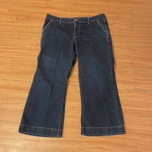 Lands’ End capri blue jeans